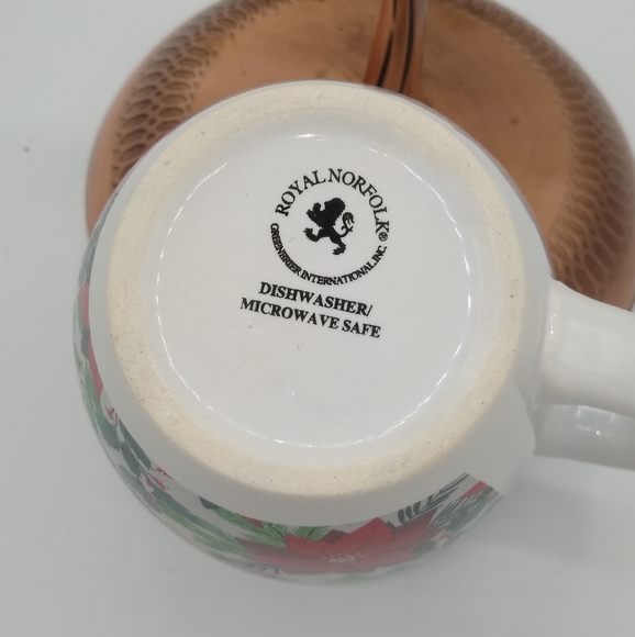 Royal Norfolk Poinsettia Christmas Holiday Oversized Coffee Mug 14oz Stoneware - Picture 5 of 10